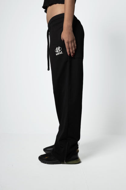 WIND`S BLACK PANTS STRAIGHT