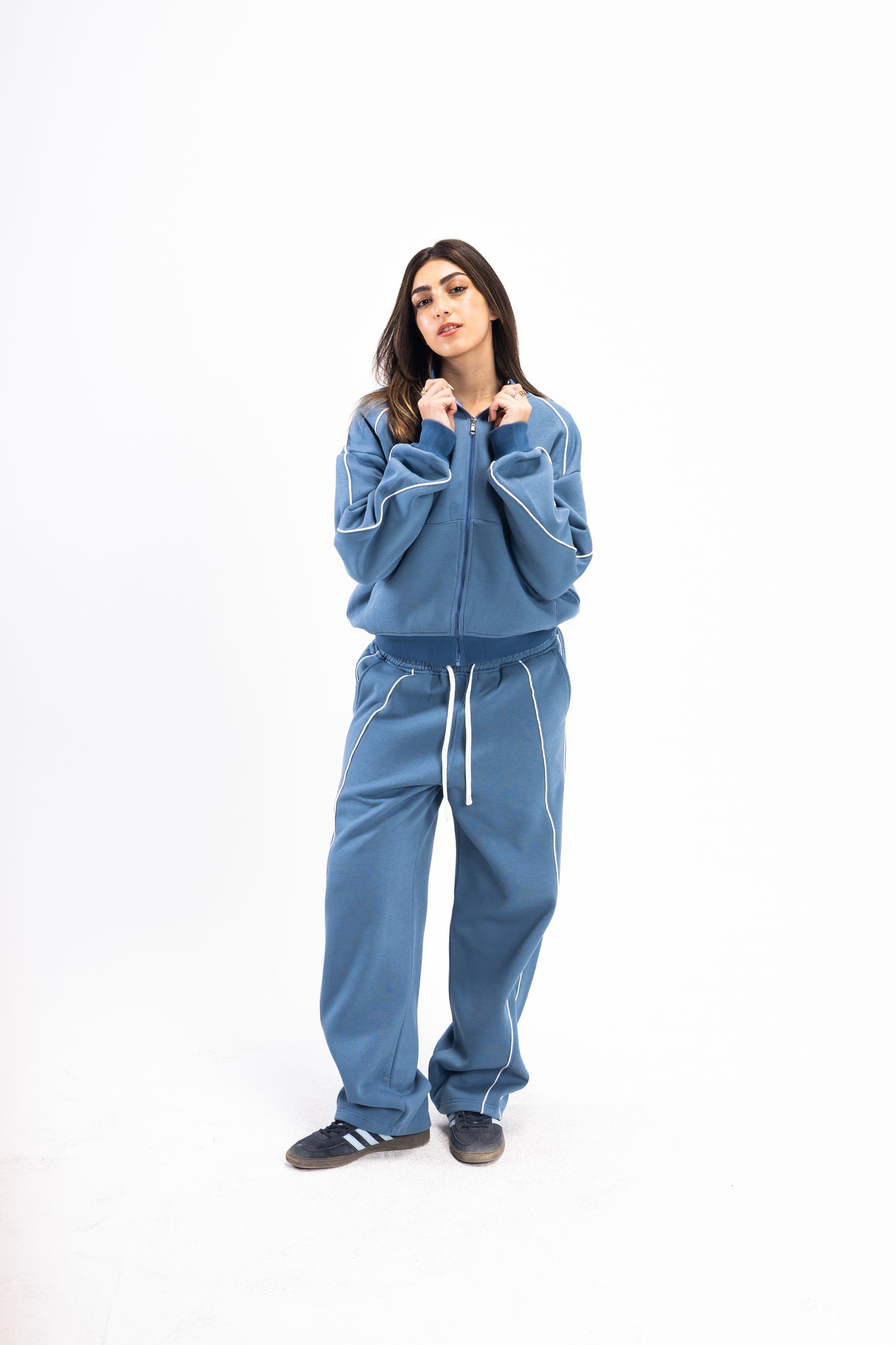 DEEP INDIGO PIPED SUIT