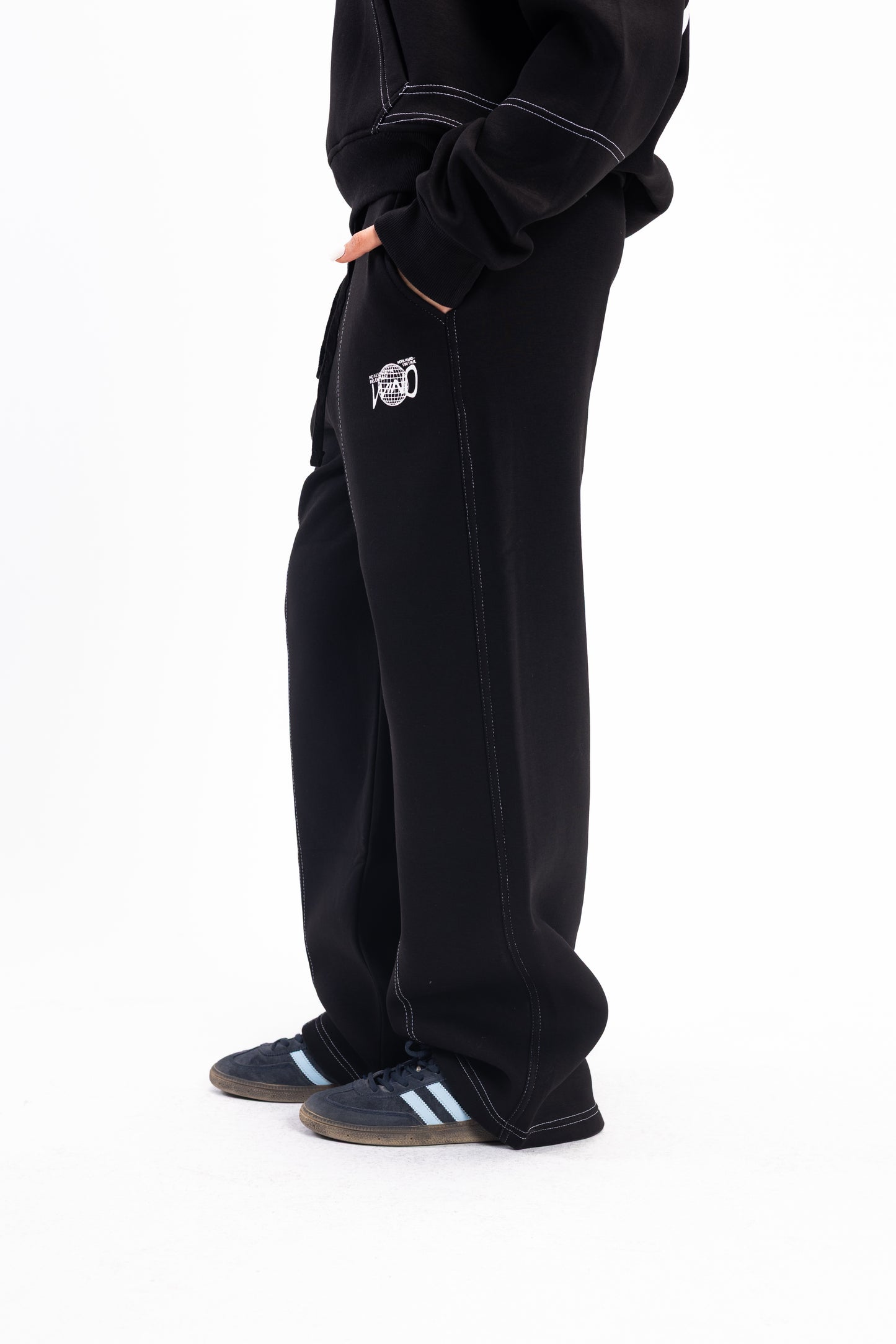 STITCHED JET BLACK PANTS