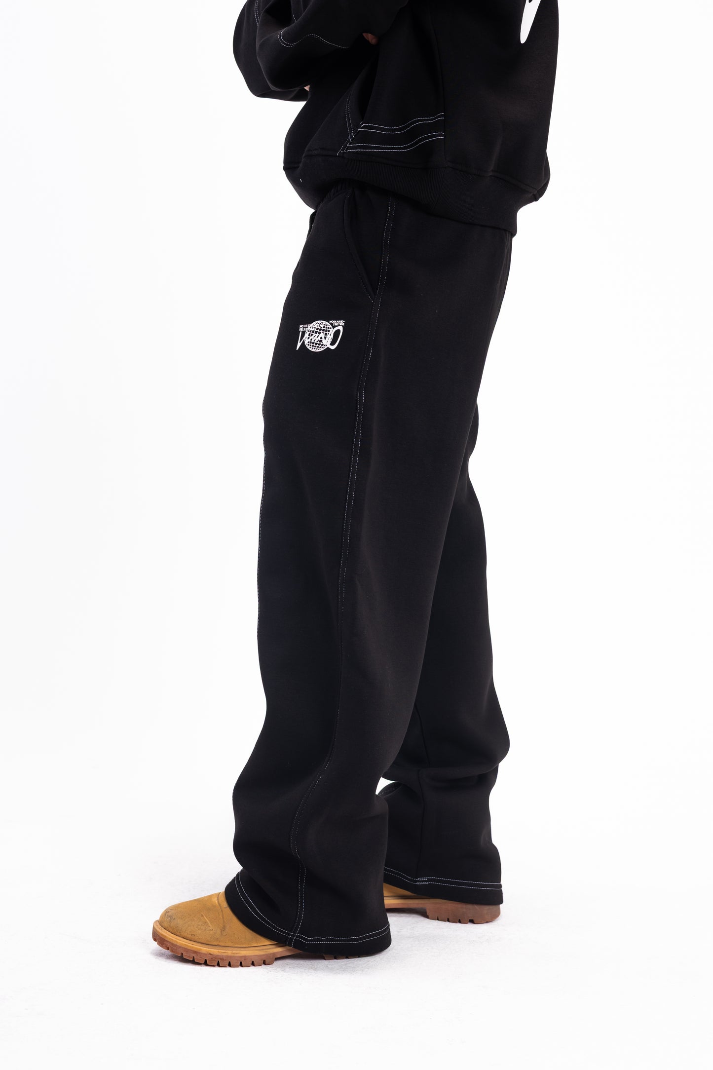 STITCHED JET BLACK PANTS